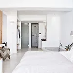 Naxian Utopia Luxury Willa *