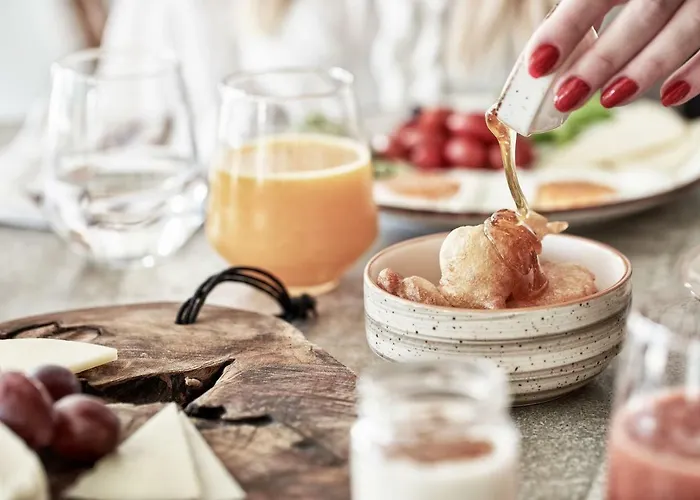 Willa Naxian Utopia | Luxury &