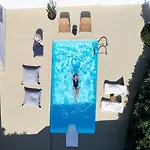 Naxian Utopia Luxury Villas *