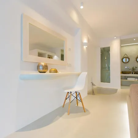 Naxian Utopia | Luxury & Στελίδα
